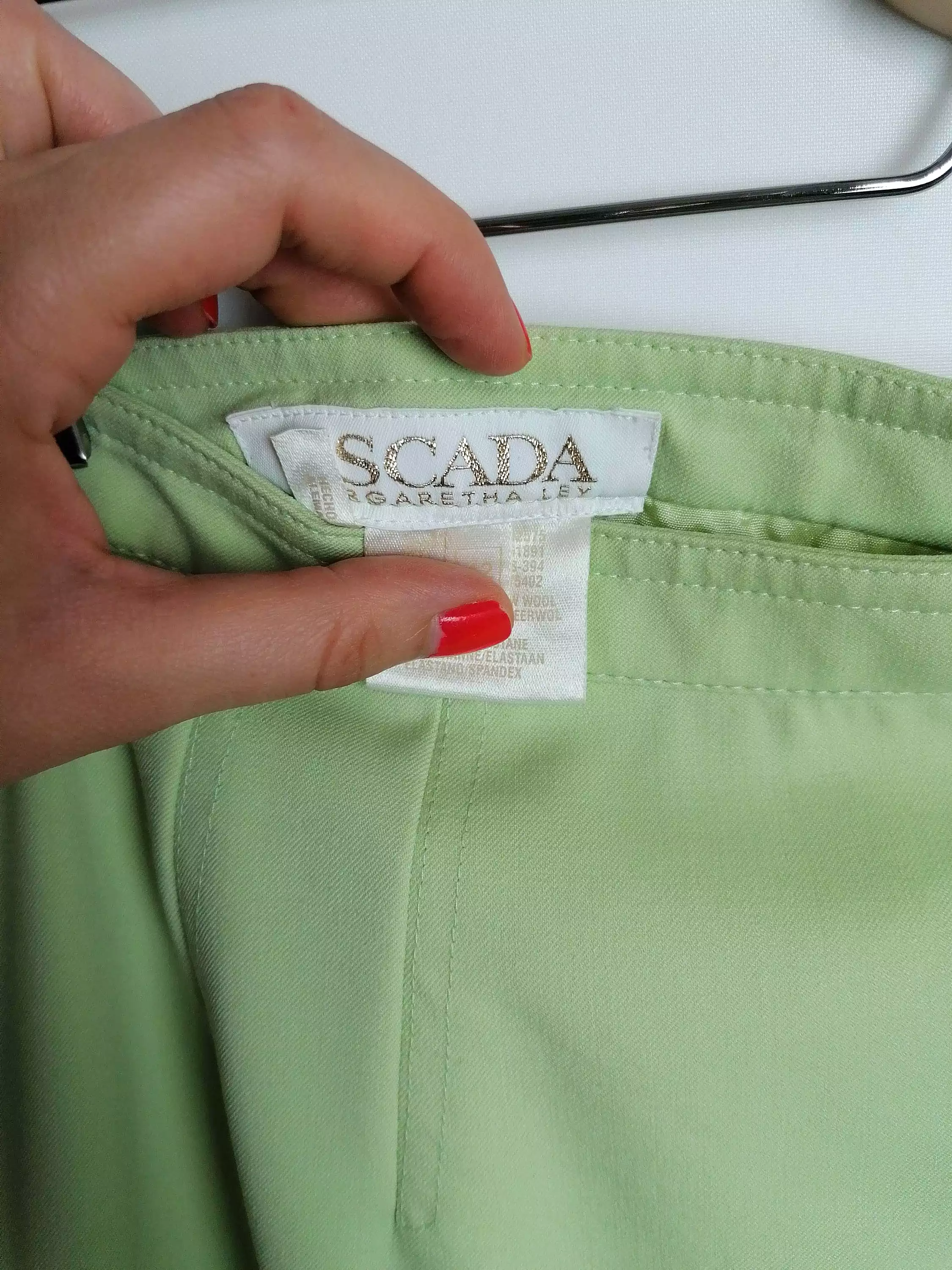 80's ESCADA by Margaretha Ley Pencil Skirt Pistachio Green - size L / D 42