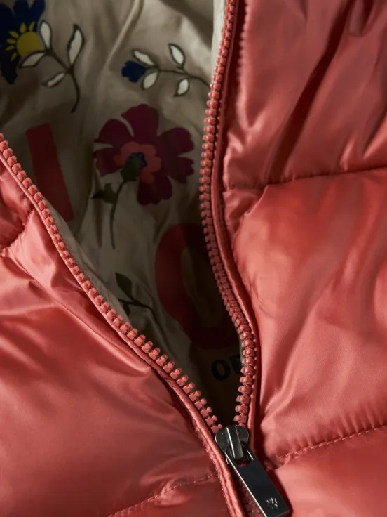 Hooded padded jacket