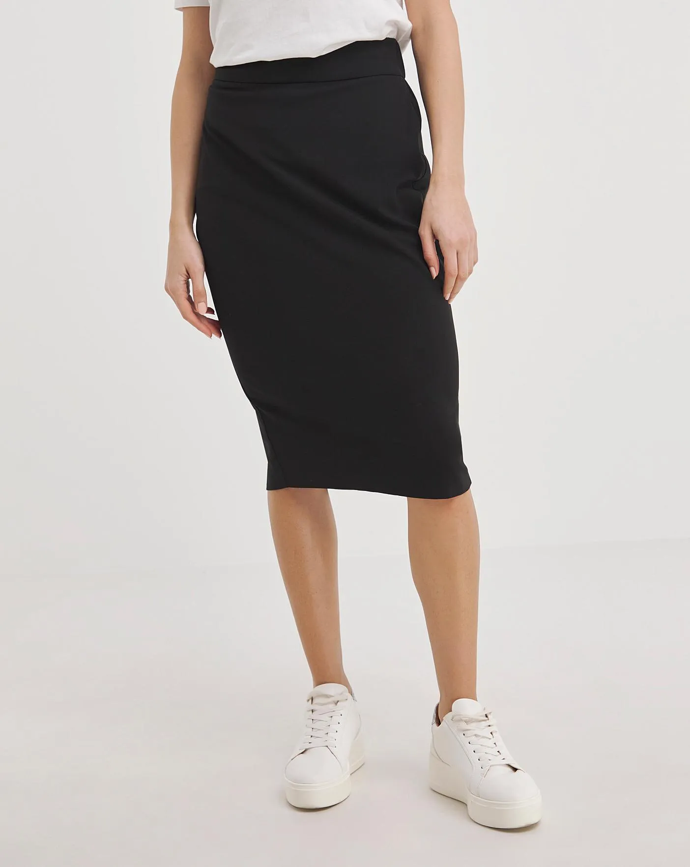 Magisculpt Pencil Skirt