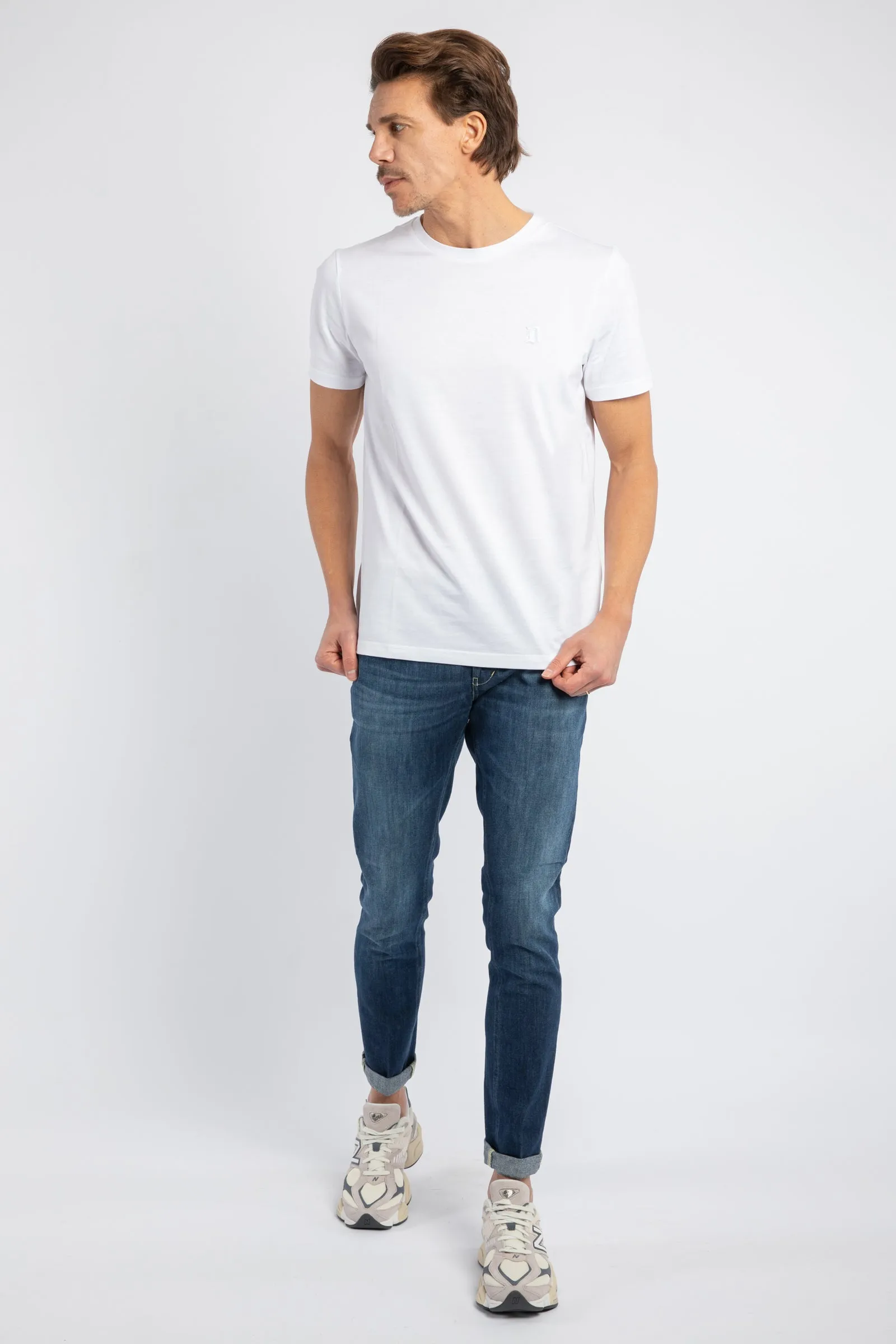 T-shirt regular in jersey con ricamo