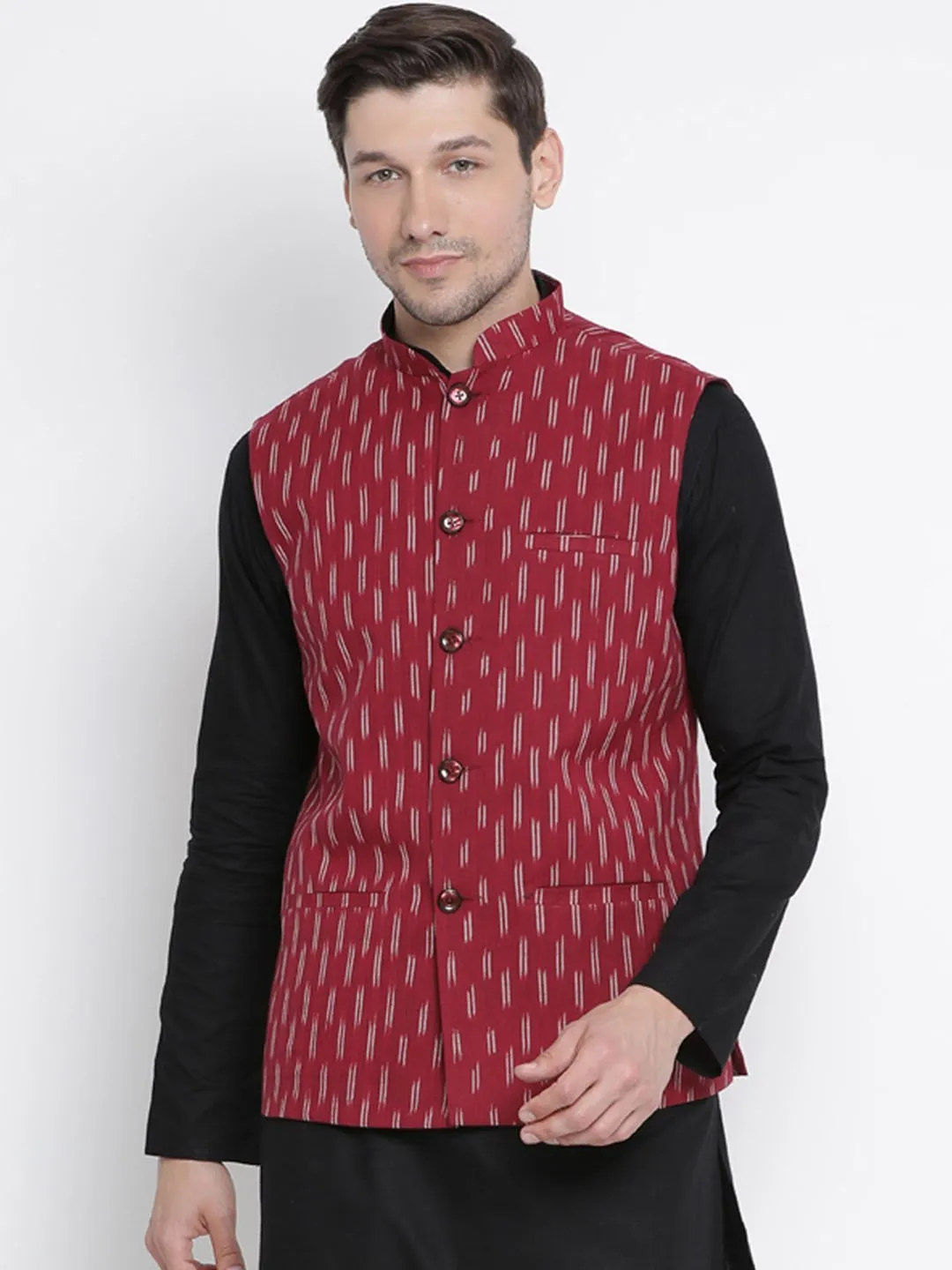 VASTRAMAY Men's Maroon Cotton Ethnic Jacket