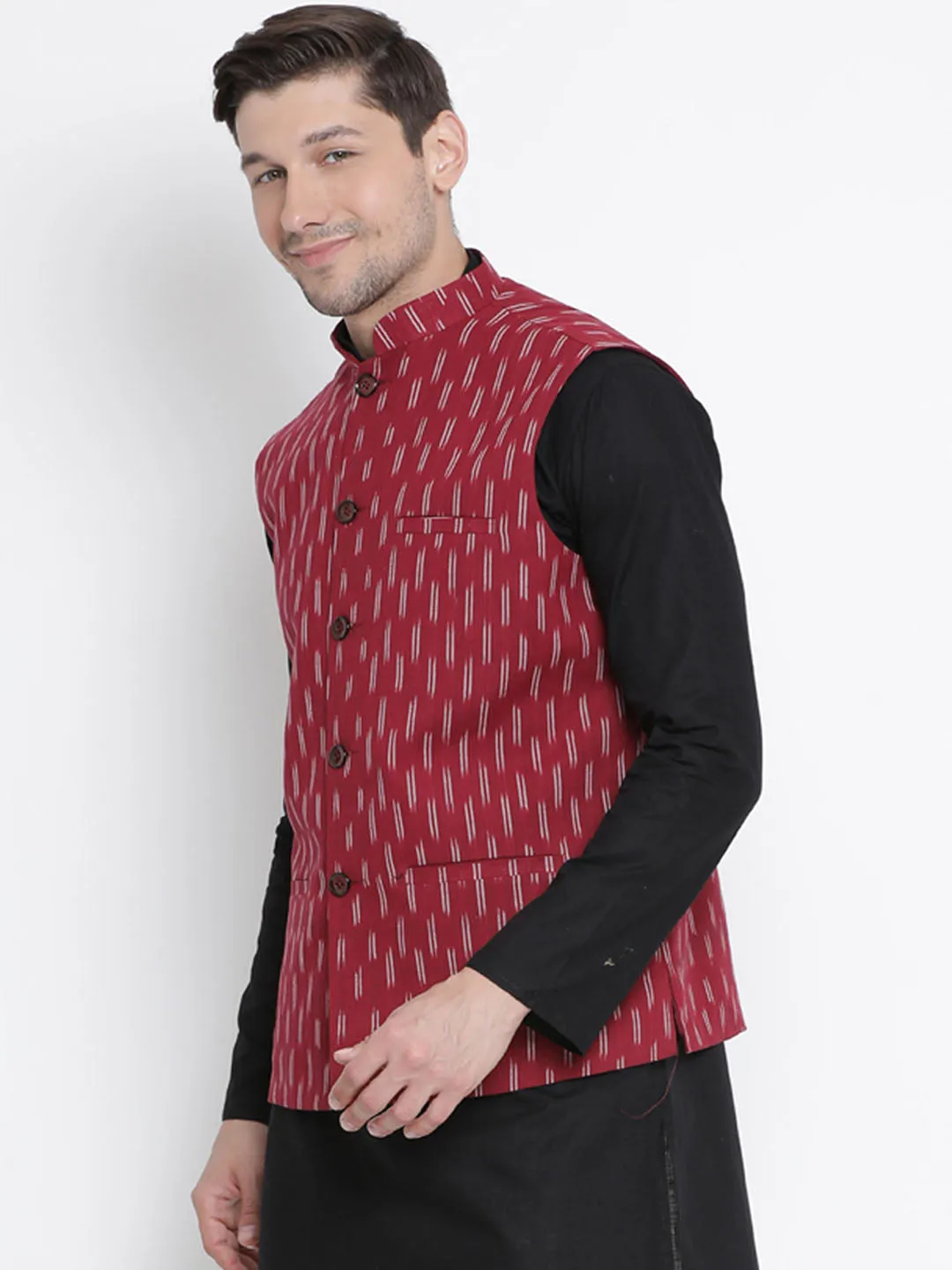 VASTRAMAY Men's Maroon Cotton Ethnic Jacket